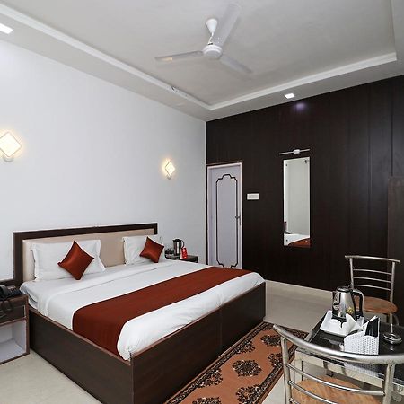 Oyo 11526 Hotel Apollo Agra  Dış mekan fotoğraf