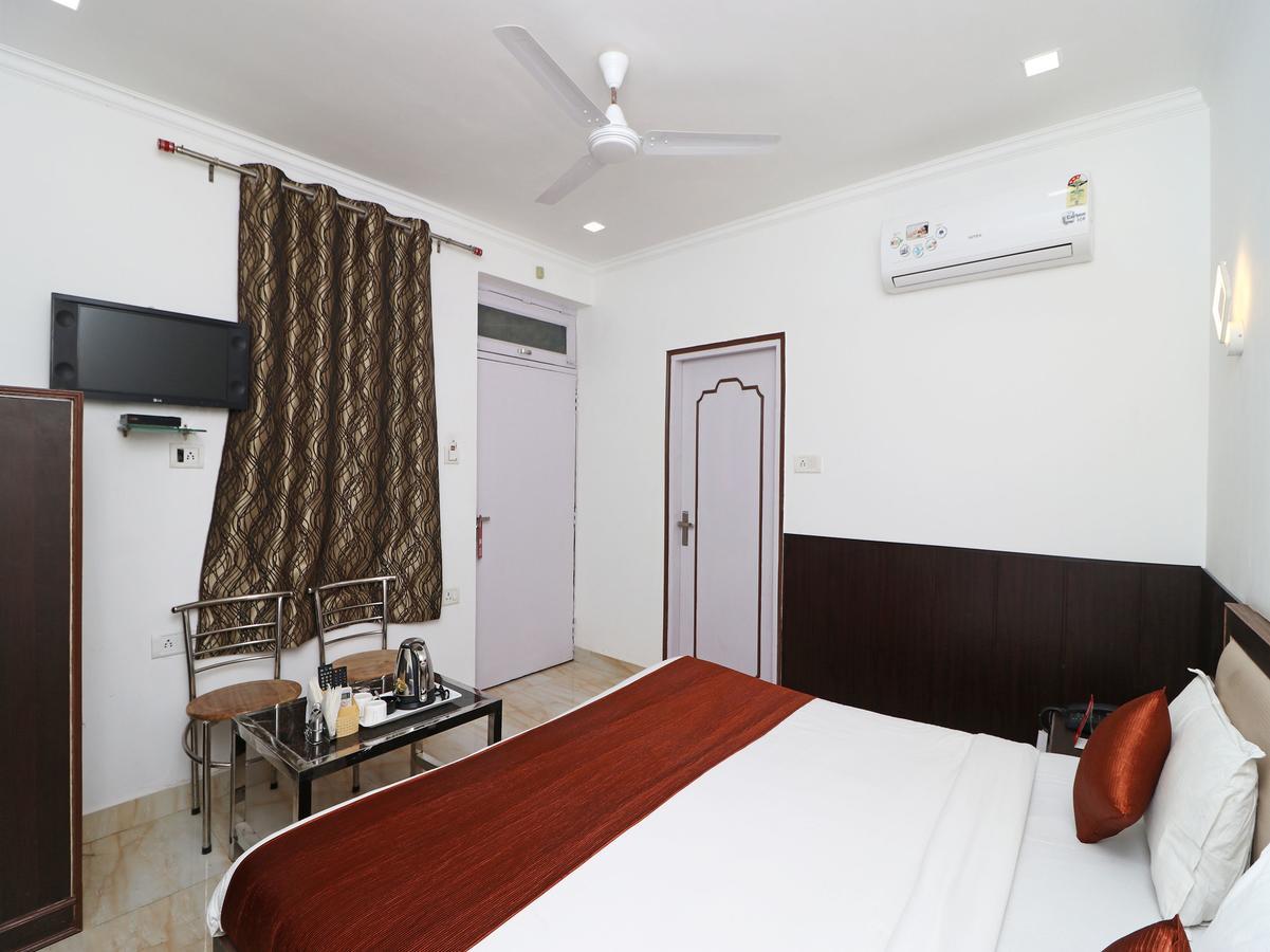 Oyo 11526 Hotel Apollo Agra  Dış mekan fotoğraf